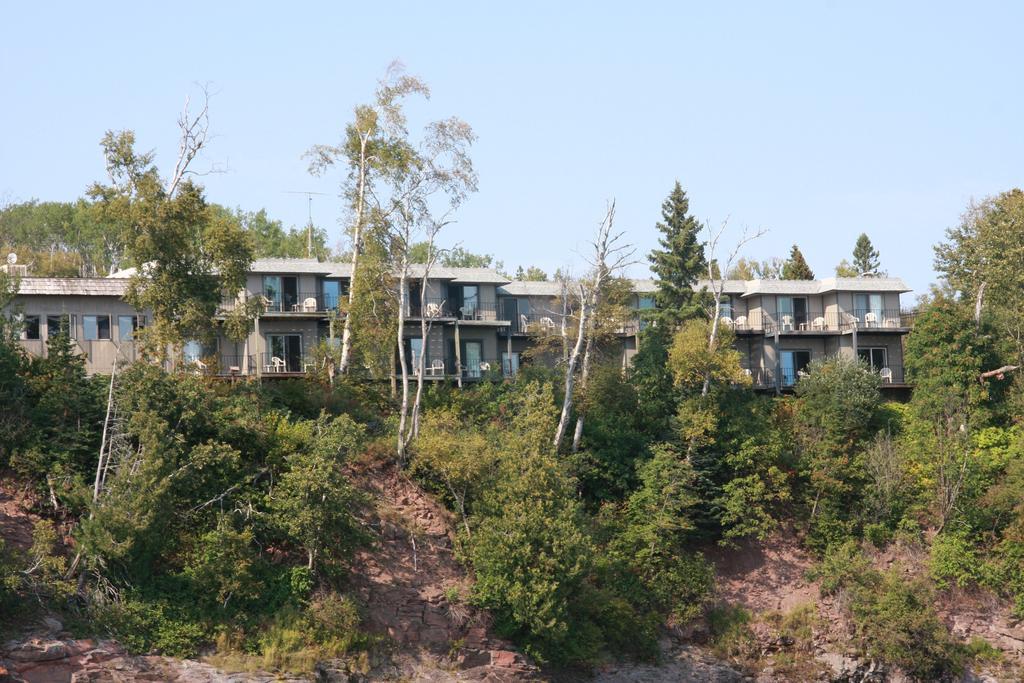 Cliff Dweller On Lake Superior 토프테 외부 사진