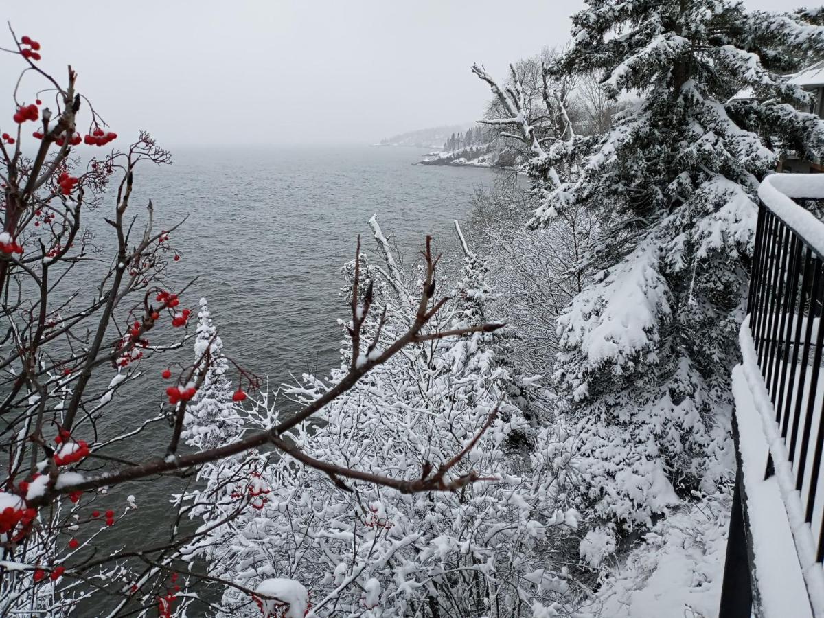 Cliff Dweller On Lake Superior 토프테 외부 사진
