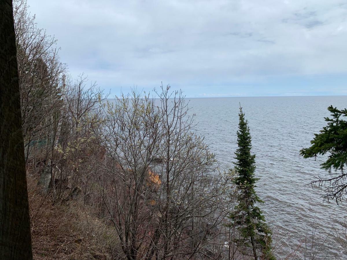 Cliff Dweller On Lake Superior 토프테 외부 사진